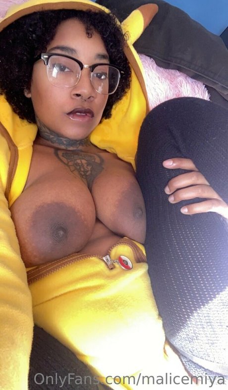 malicemiya 美しいモデル 写真