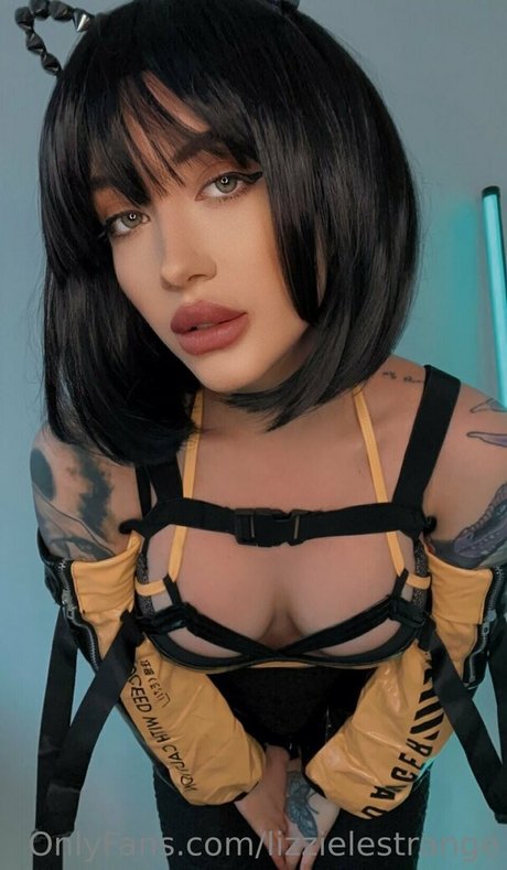 巨乳 射精 OnlyFans エロチック 画像