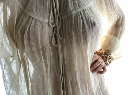 asmrベイビーonlyfans 美しいヌード アーカイブ