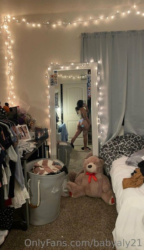 バイセクシャルカップルのOnlyFans アート裸 写真