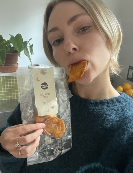 コスプレヌードOnlyFans トップ 写真