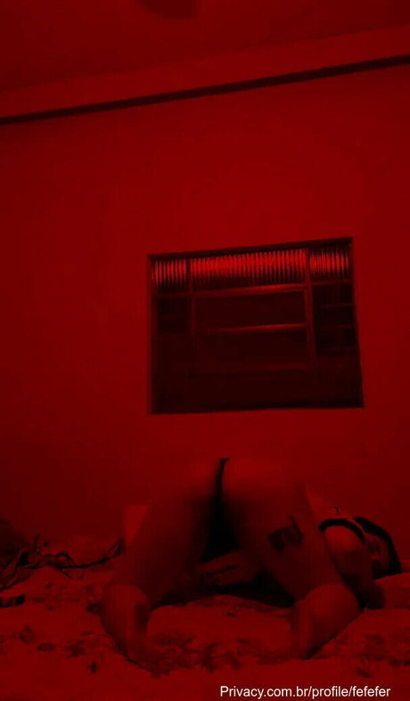 アジアのティーンオンリーファン ホット 写真