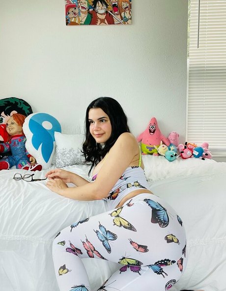 la elfo ポルノスター 独占 写真