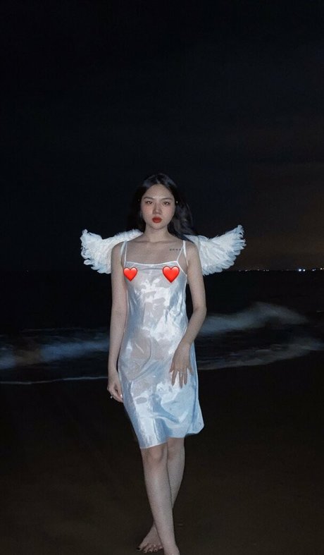 Thanh Nhen 裸のポルノスター 画像