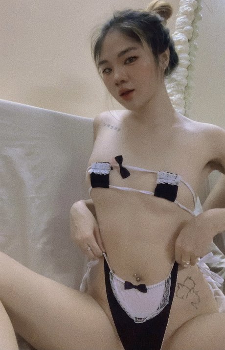 Thanh Nhen ポルノモデル ギャラリー