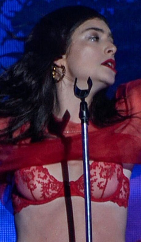 Lorde ポルノモデル 画像