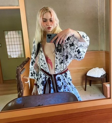 ホットな裸のOnlyFans アート裸 写真