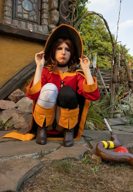 トゥワークオンリーファン アダルト 画像