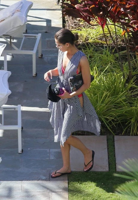 OnlyFansの無料動画 美しい裸 画像