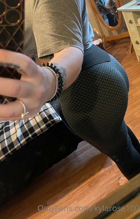 kinkykayy3 profile image