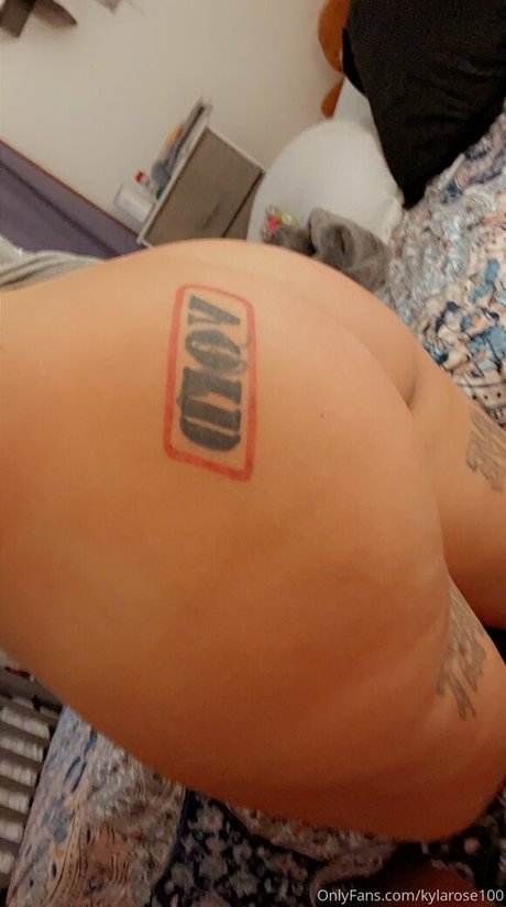 kinkykayy3 エロティックなスター 写真