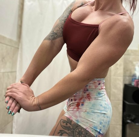 NoPlainJane ポルノモデル 写真