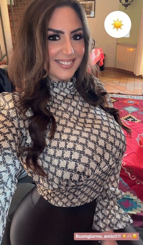 Chiara M xxx女優 アーカイブ