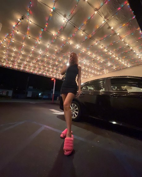 大きな黒いお尻のOnlyFans 可愛い 写真