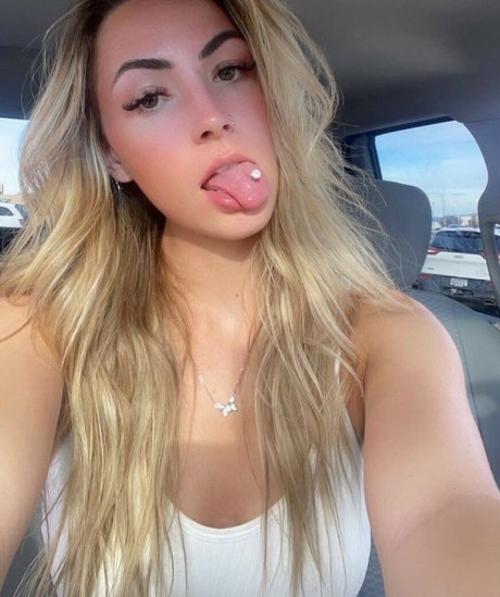 大きな黒いお尻のOnlyFans 無料ヌード 画像