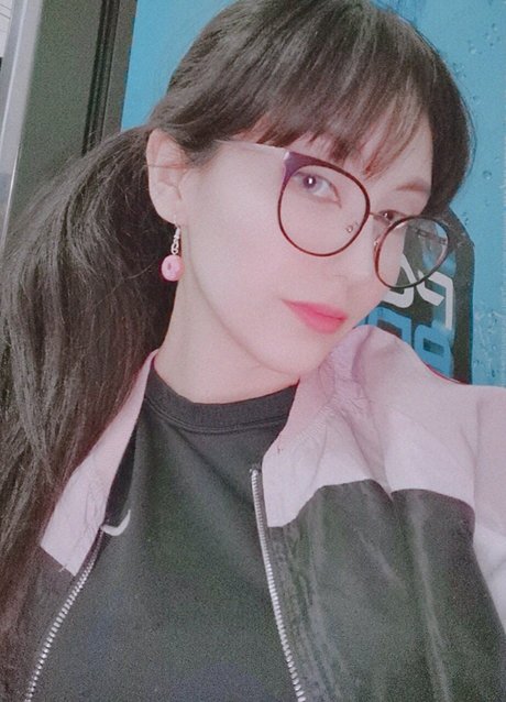 ジムのシャワー OnlyFans ホットセクシー ギャラリー