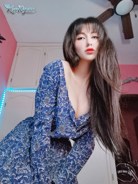 Kouryam 裸モデル 写真