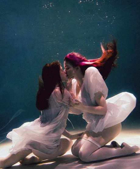 アマチュアトランスオンリーファン セックス ギャラリー