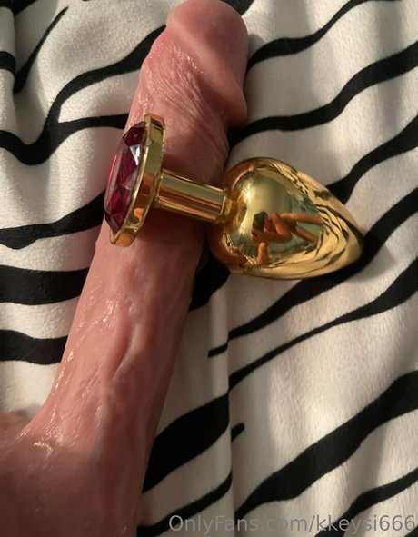 曲線美の赤毛OnlyFans 美しいポルノ 写真