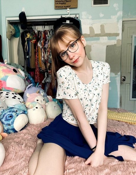 lanieluxx 最高のモデル 写真