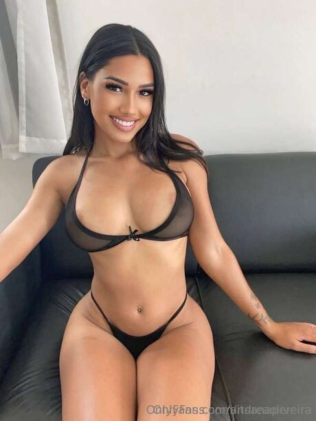 Andreaoliveira ヌード女優 写真