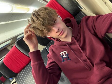 黒髪の熟女OnlyFans ホットセックス 画像