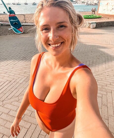 Jolien Orye 無料女優 写真