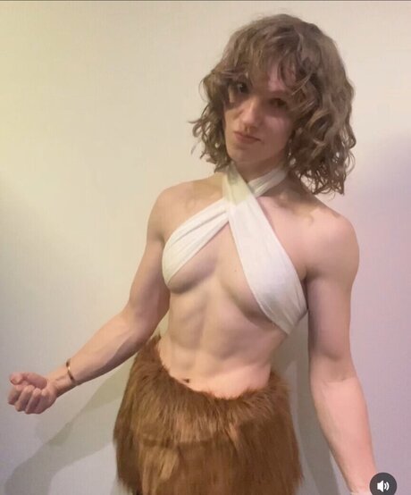 eviedotgym ヌードモデル 画像