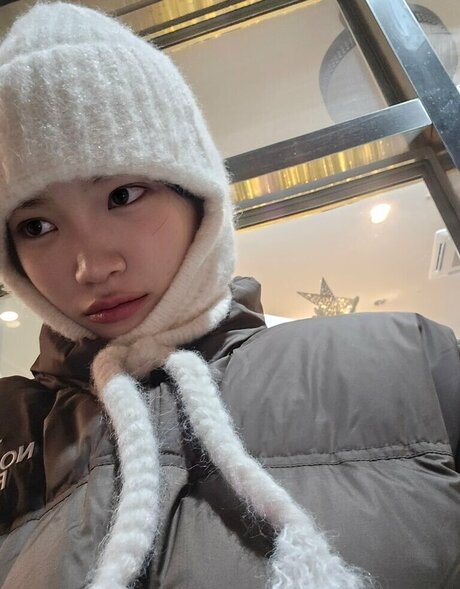 若いティーンのOnlyFans セクシーヌード 写真