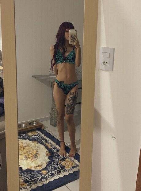 Alef Passarinho 裸の女優 アーカイブ