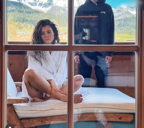 巨乳とお尻のOnlyFans ポルノ 写真