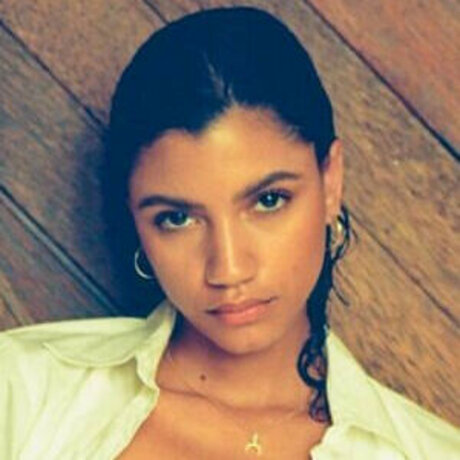 Cecilia Solivan エロティック女優 ギャラリー