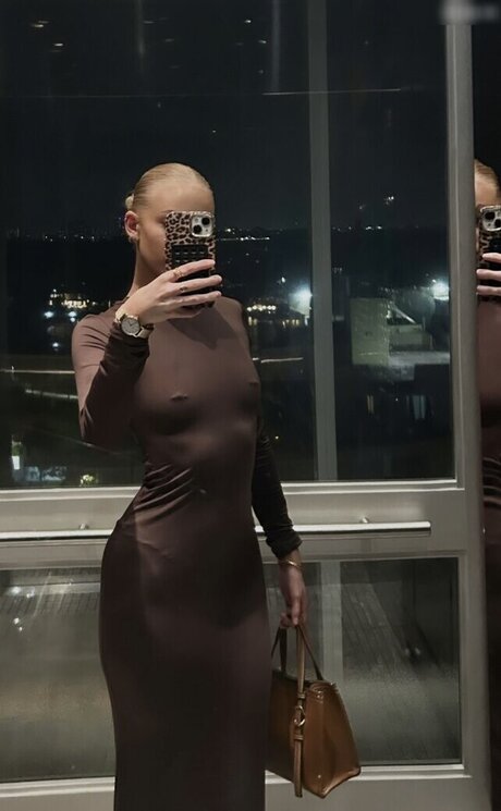 Lilli Sophia ポルノモデル 画像