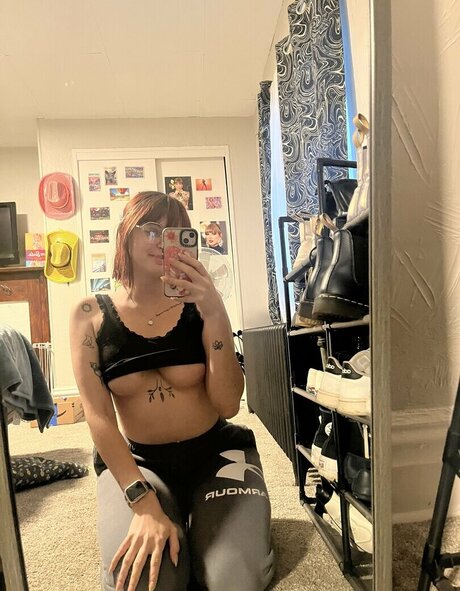 flowersinskylar profile image