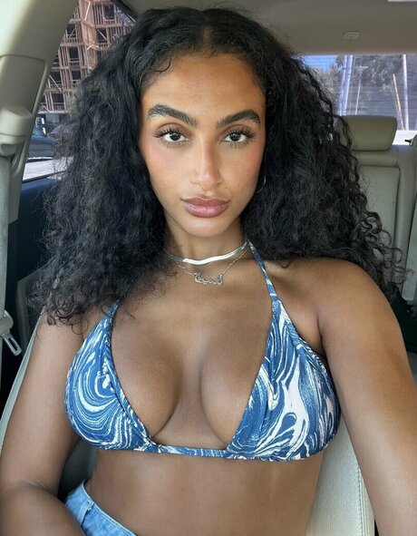 バレーボール OnlyFans セクシー裸 写真