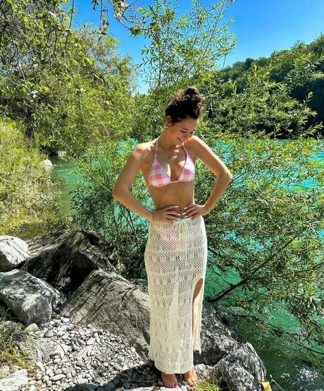 Jesina Amweg トップ女優 写真