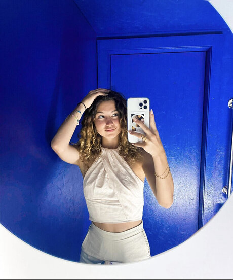 Jesina Amweg 高品質モデル 写真