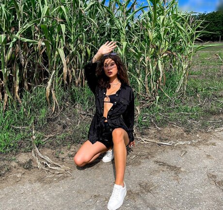 リップスオンリーファンズ 無料セックス 画像