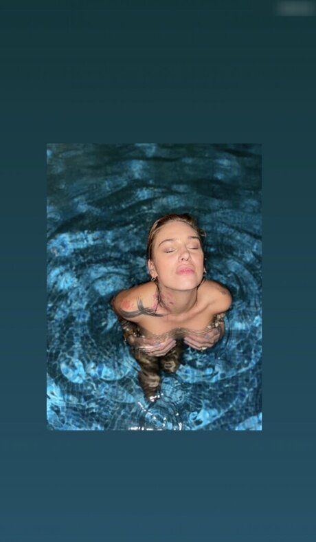 Liza Waschke xxx女優 写真