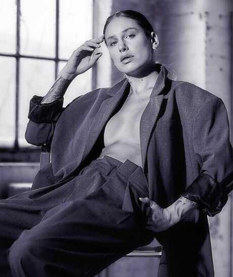 ゲイランジェリーOnlyFans ホット アーカイブ