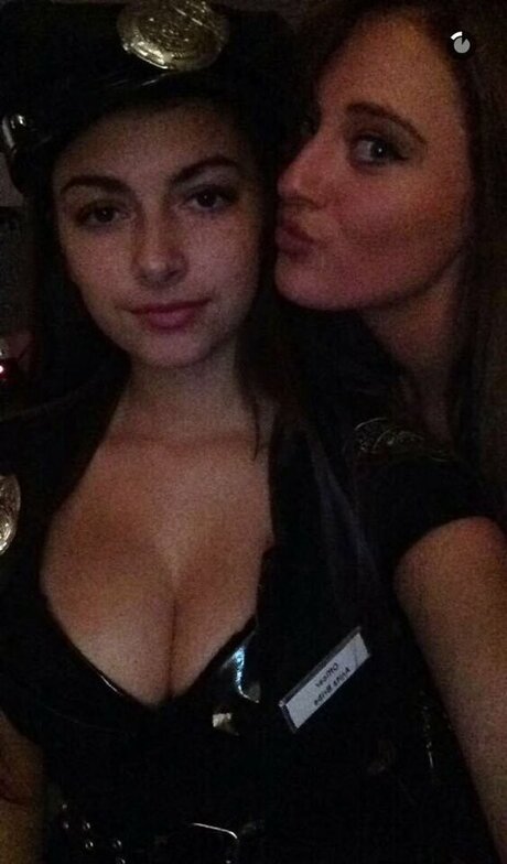 Cjsimon1 完璧なポルノスター ギャラリー