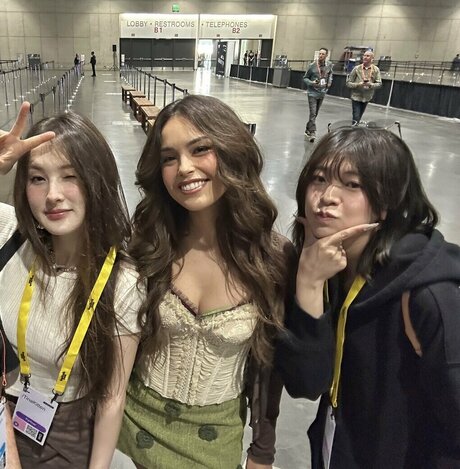 水中オンリーファン ホットポルノ 写真