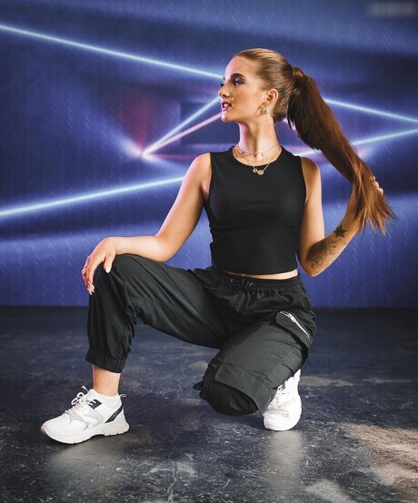 曲線美の黒檀OnlyFans ホットセックス 画像