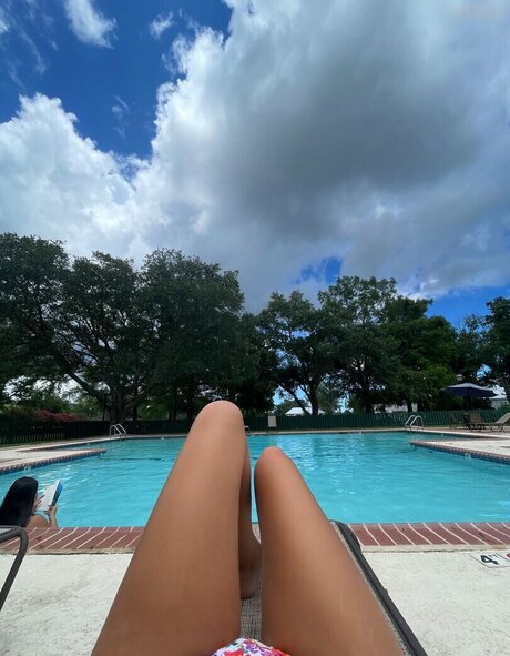 イギリス人熟女OnlyFans セクシーヌード 画像