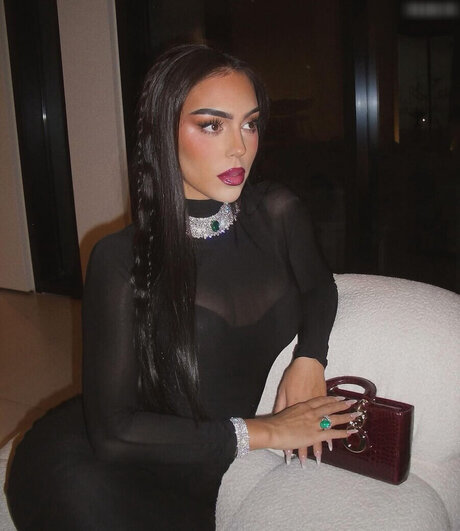 フィンドムオンリーファンズ 素敵 写真