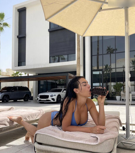 スムーズなOnlyFans 無料ポルノ 画像