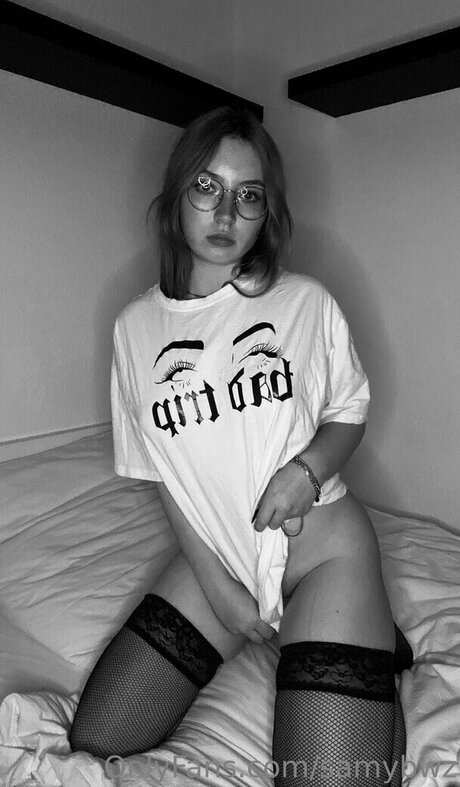 samybwz xxxスター 写真