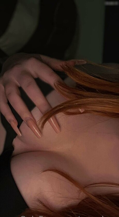 samybwz 裸のポルノスター ギャラリー