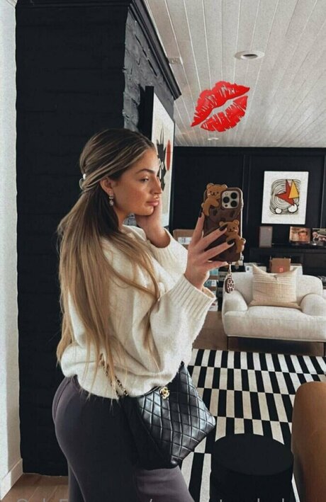 Carrington Durham セックス女優 画像