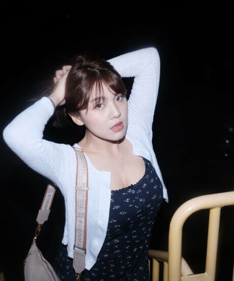 女装オンリーファン ポルノグラフィック ギャラリー